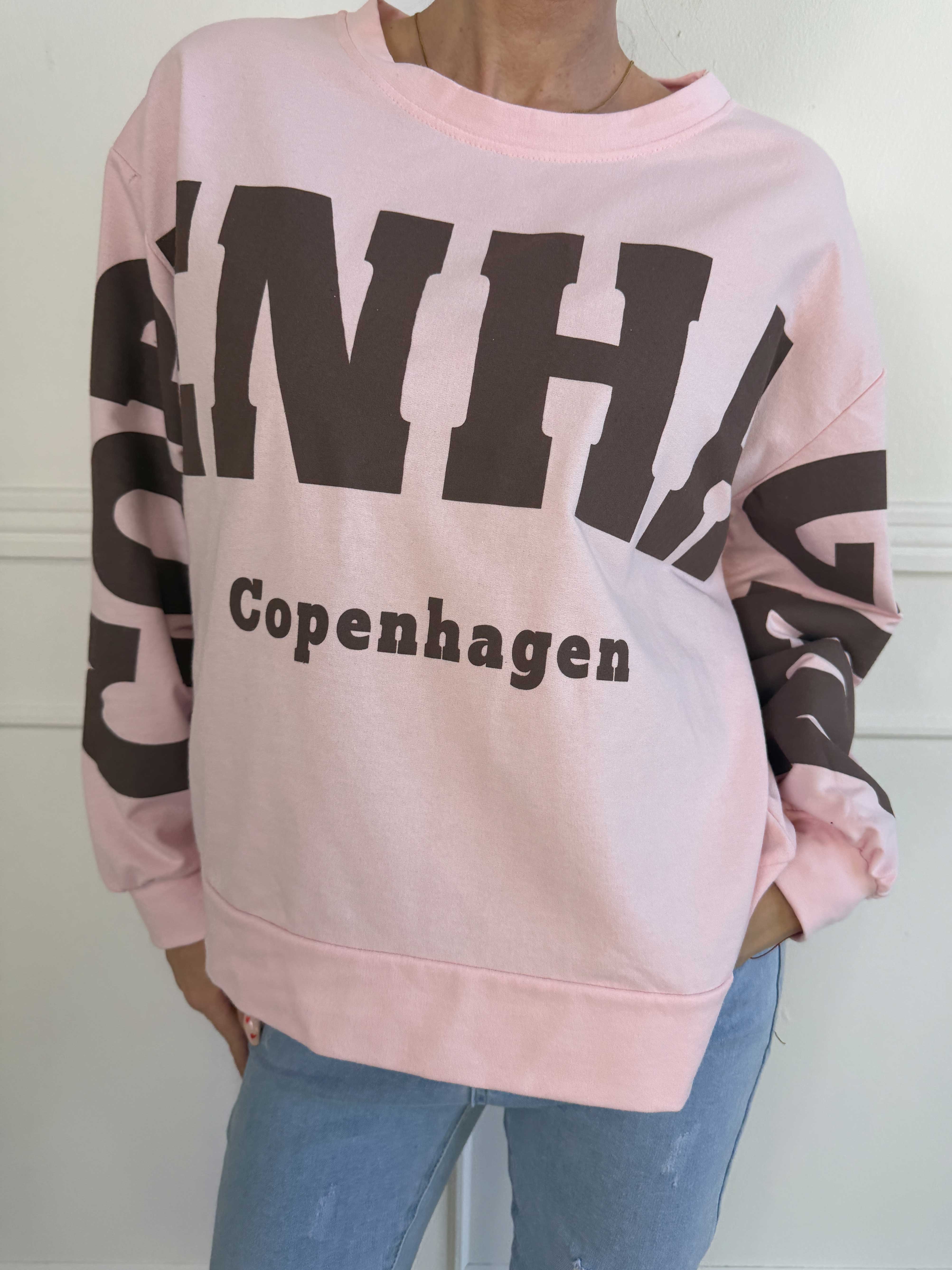 Claudine Shirt - Bluse i viskose med COPENHAGEN tekst